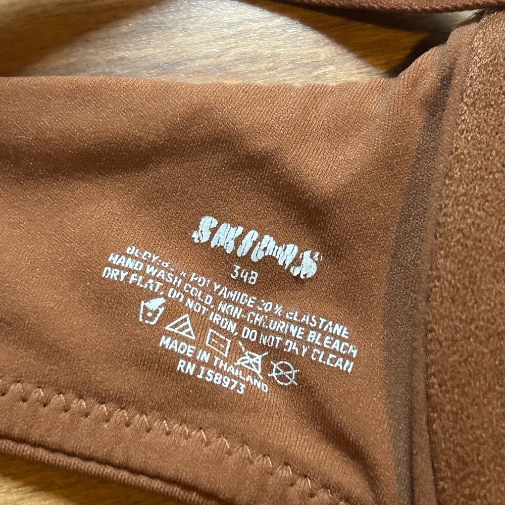 Skims 34B High Apex Underwire Bra